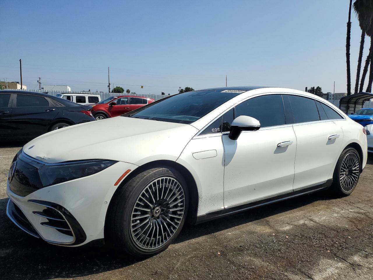2022 Mercedes-Benz EQS, 450+