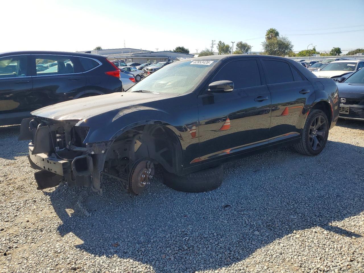 2021 Chrysler 300, S