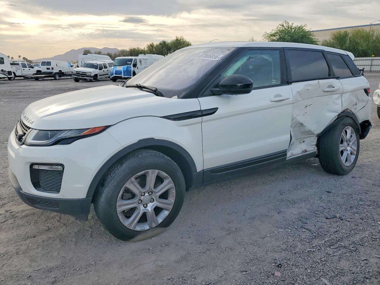 2016 Land Rover Range Rover, SE