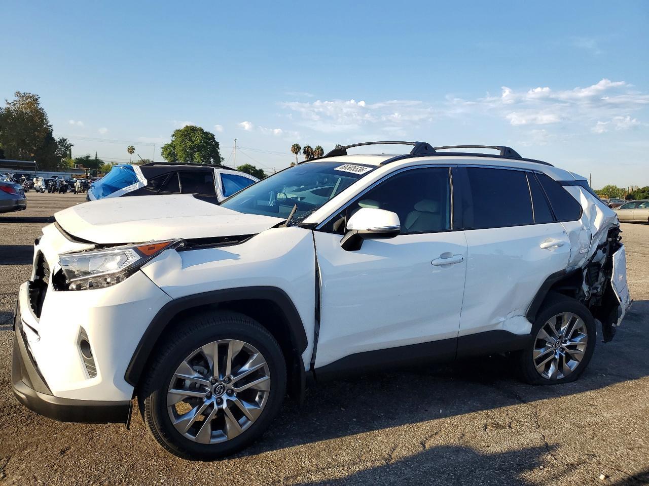 2020 Toyota RAV4, Xle Premium