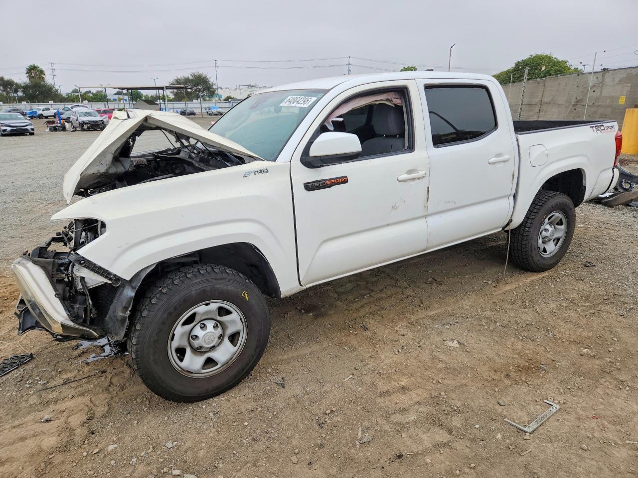 2018 Toyota Tacoma, SR