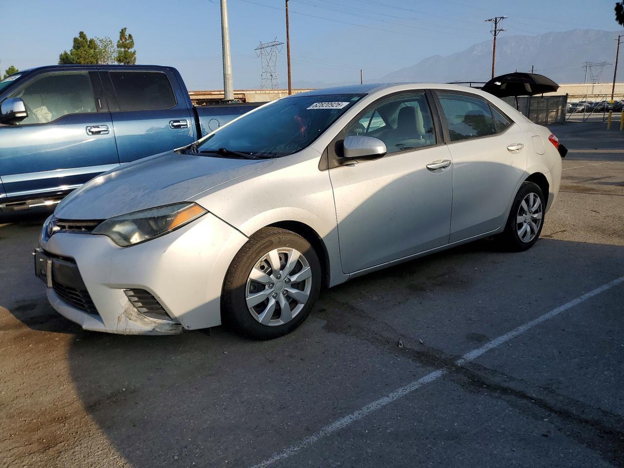 2015 Toyota Corolla, LE