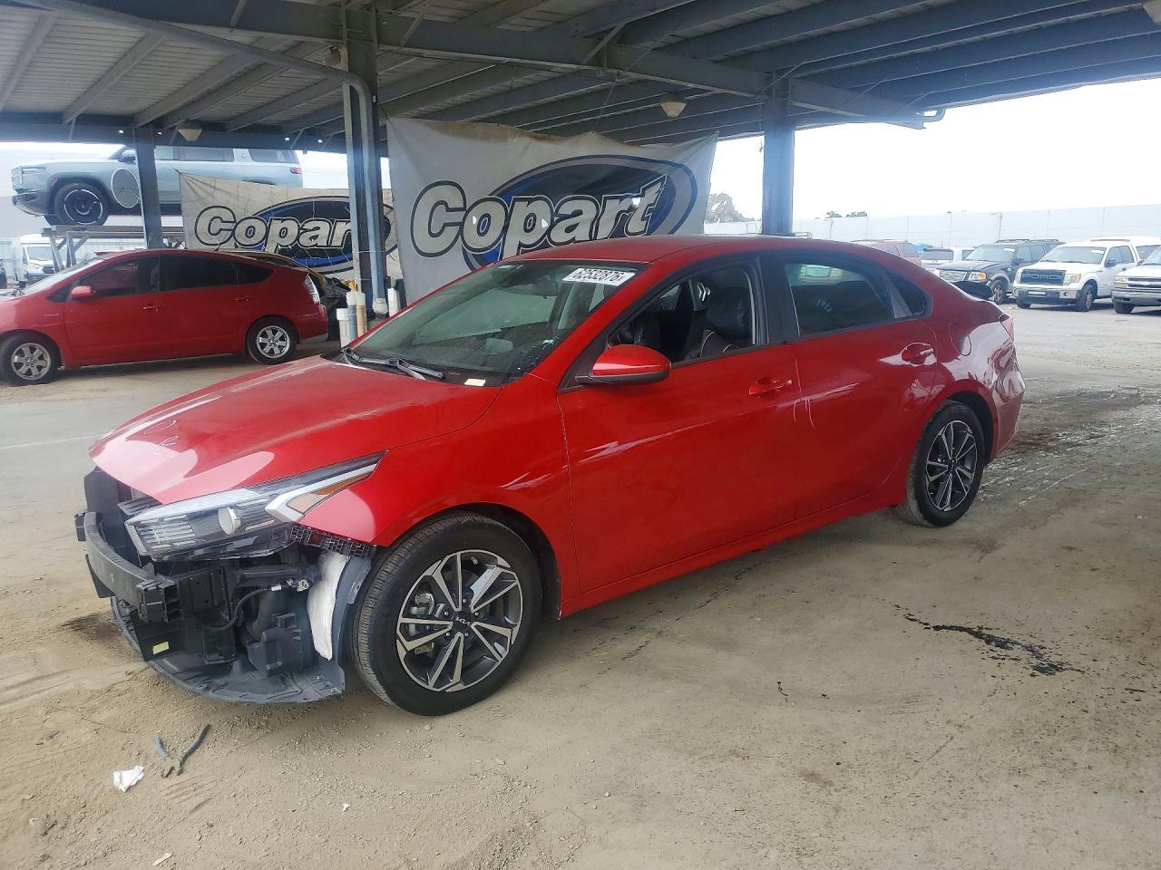 2022 KIA Forte, Lxs
