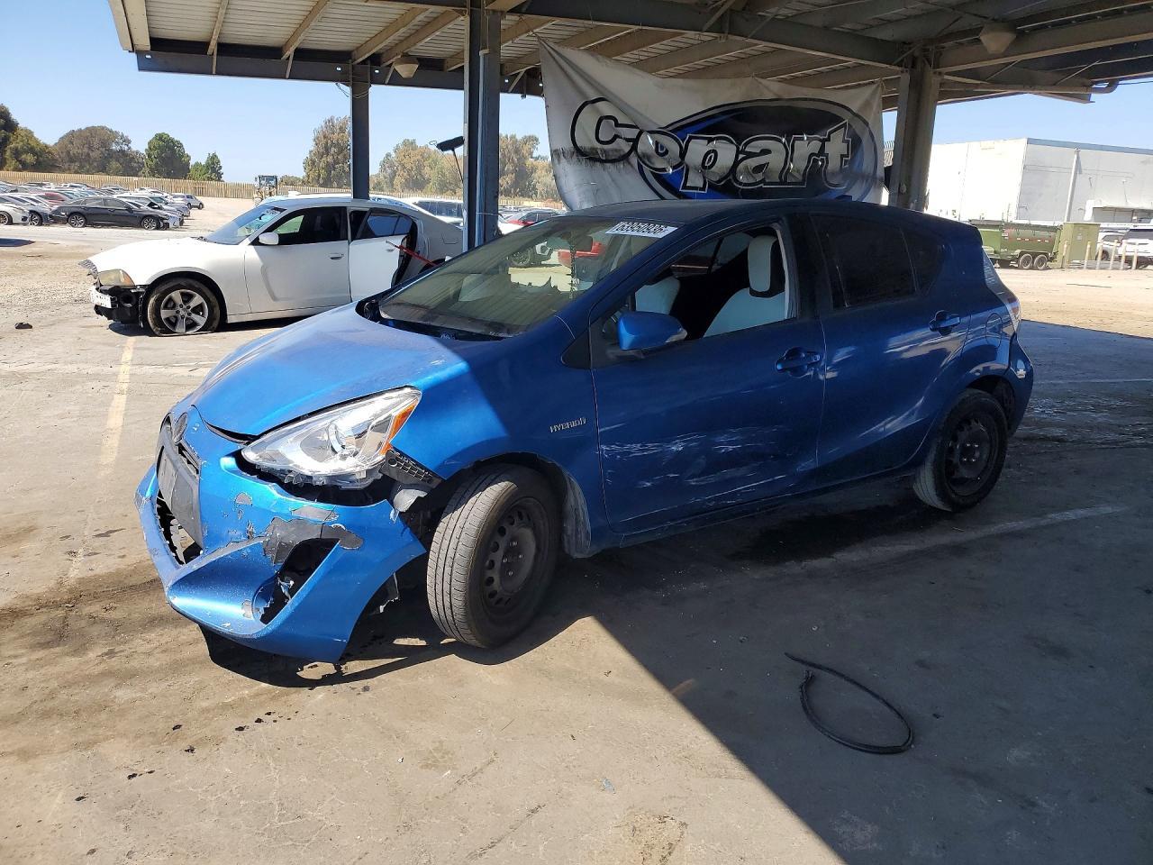 2016 Toyota Prius, One