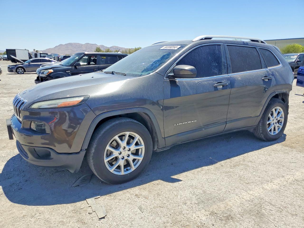 2015 Jeep Cherokee, Latitude
