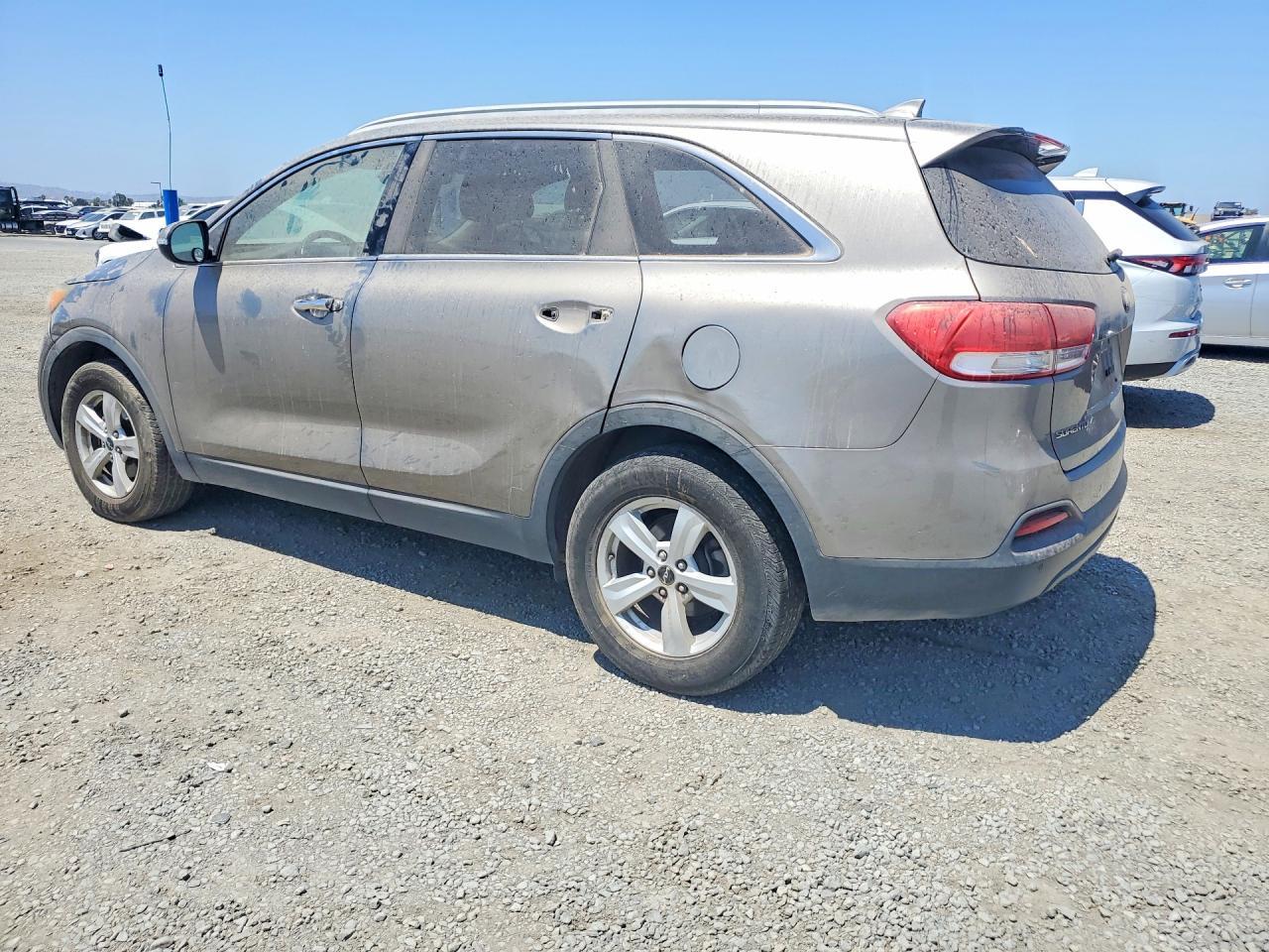 2016 KIA Sorento, LX