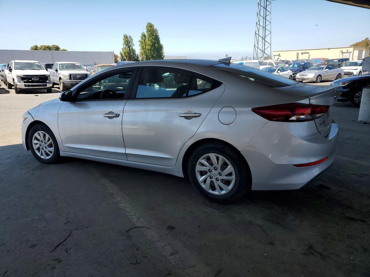 2017 Hyundai Elantra, SE