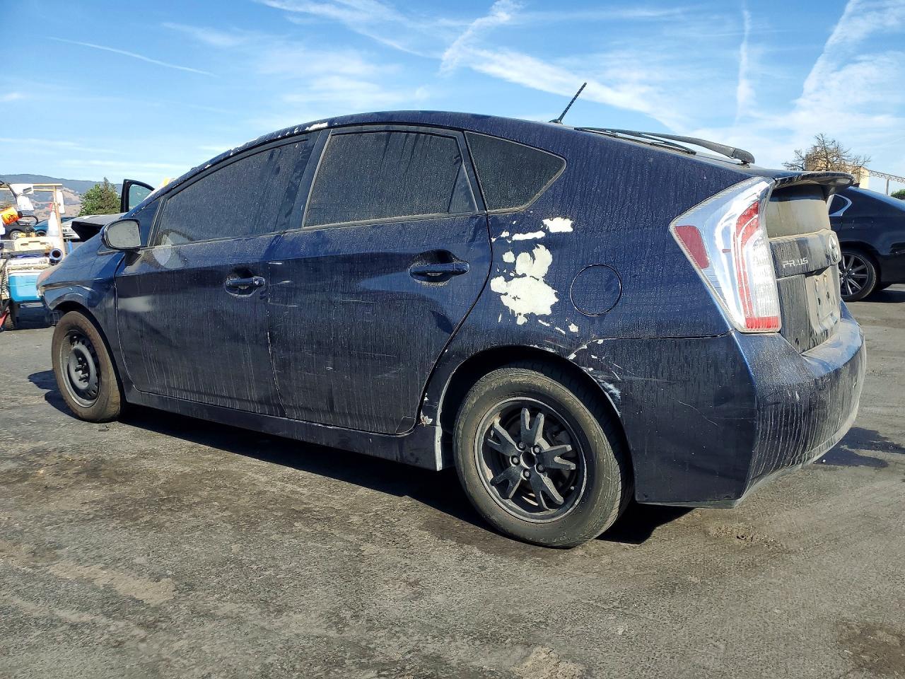 2015 Toyota Prius, Two