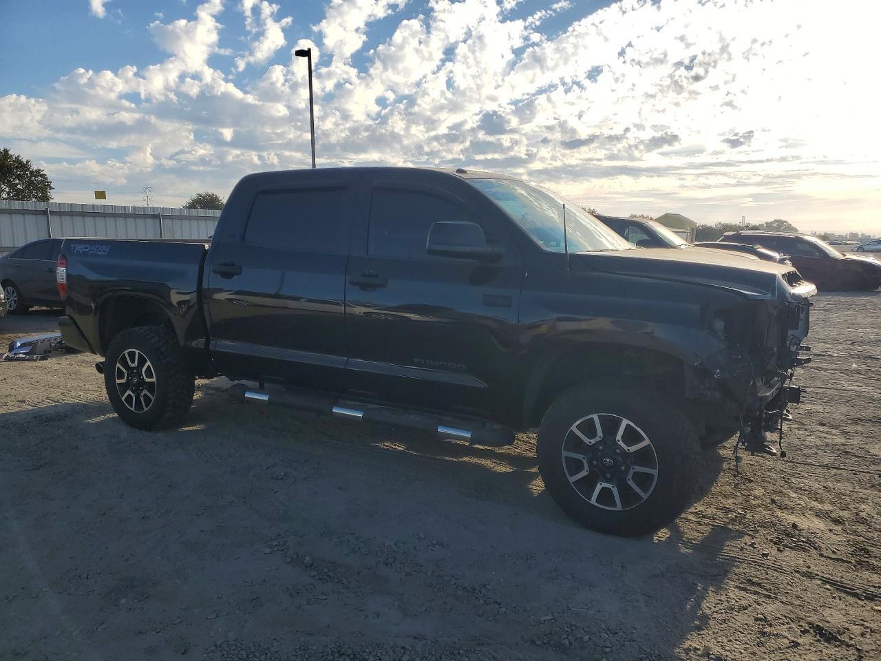 2019 Toyota Tundra, SR5