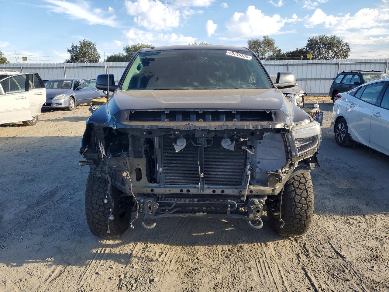 2019 Toyota Tundra, SR5