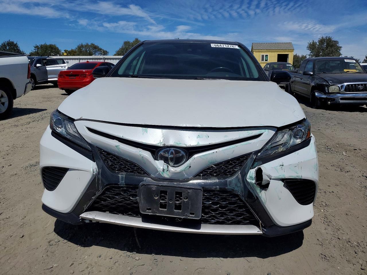 2019 Toyota Camry, Xse