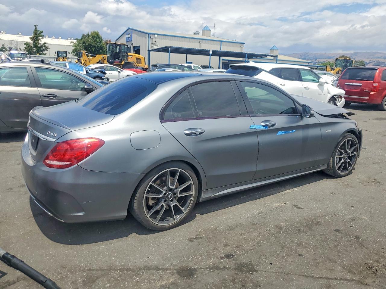 2018 Mercedes-Benz C-Class, 4...