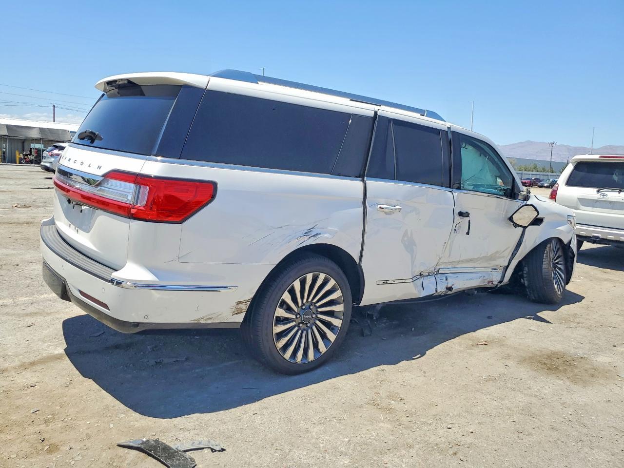 2018 Lincoln Navigator, L Res...