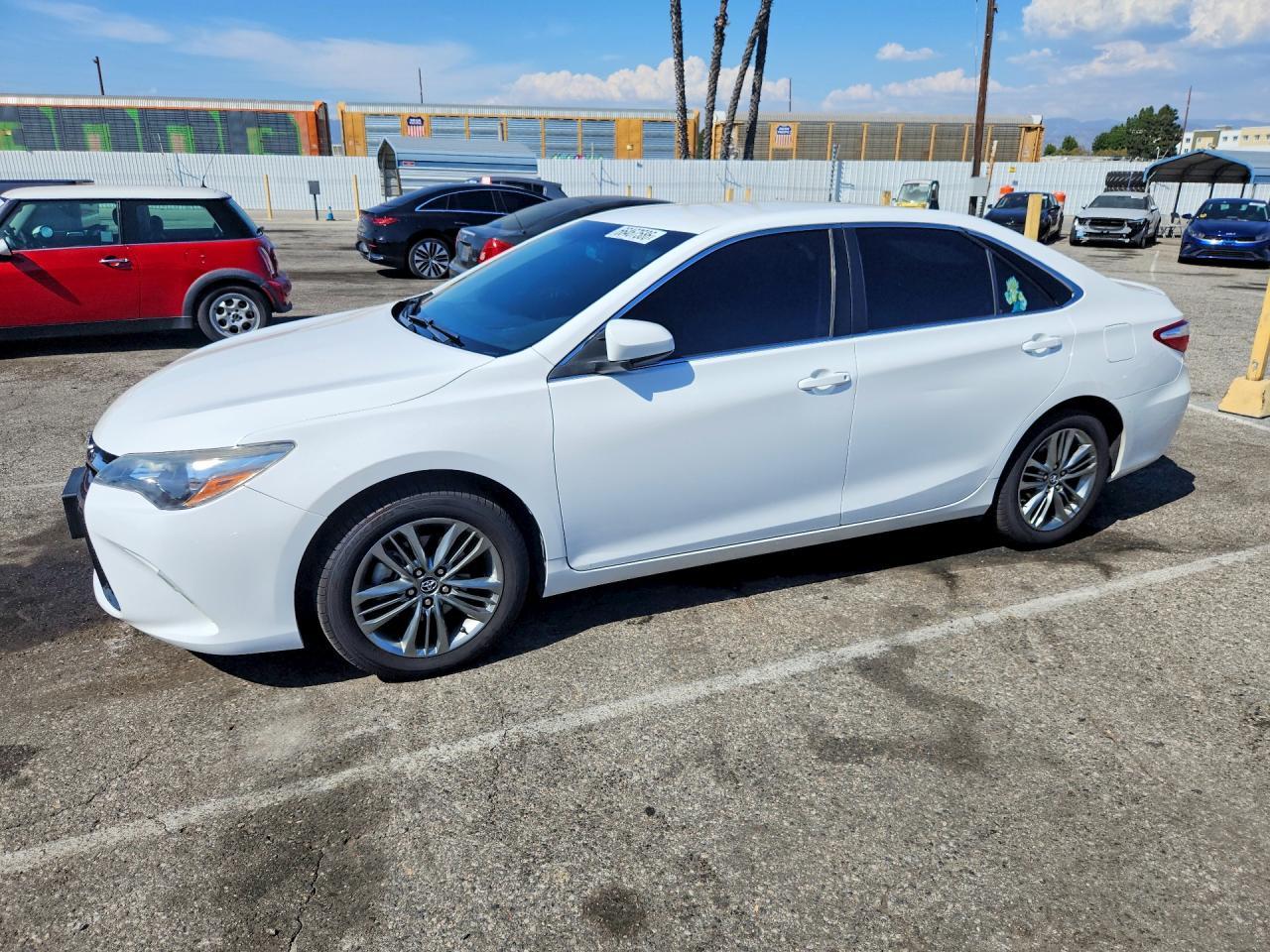 2017 Toyota Camry, SE