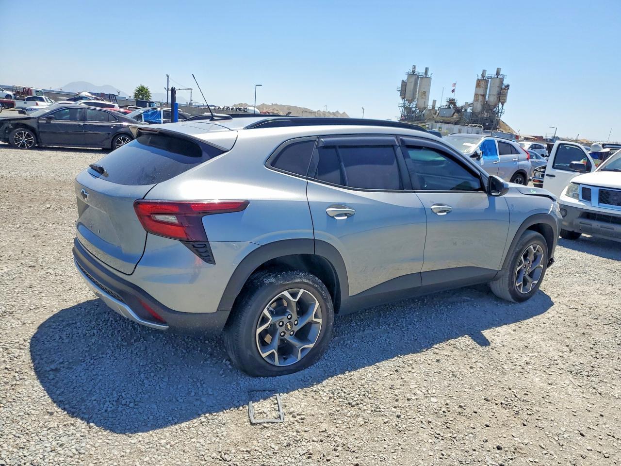 2025 Chevrolet Trax, 1LT