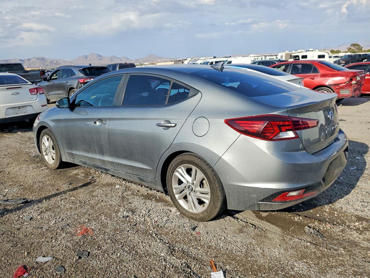 2019 Hyundai Elantra, Sel
