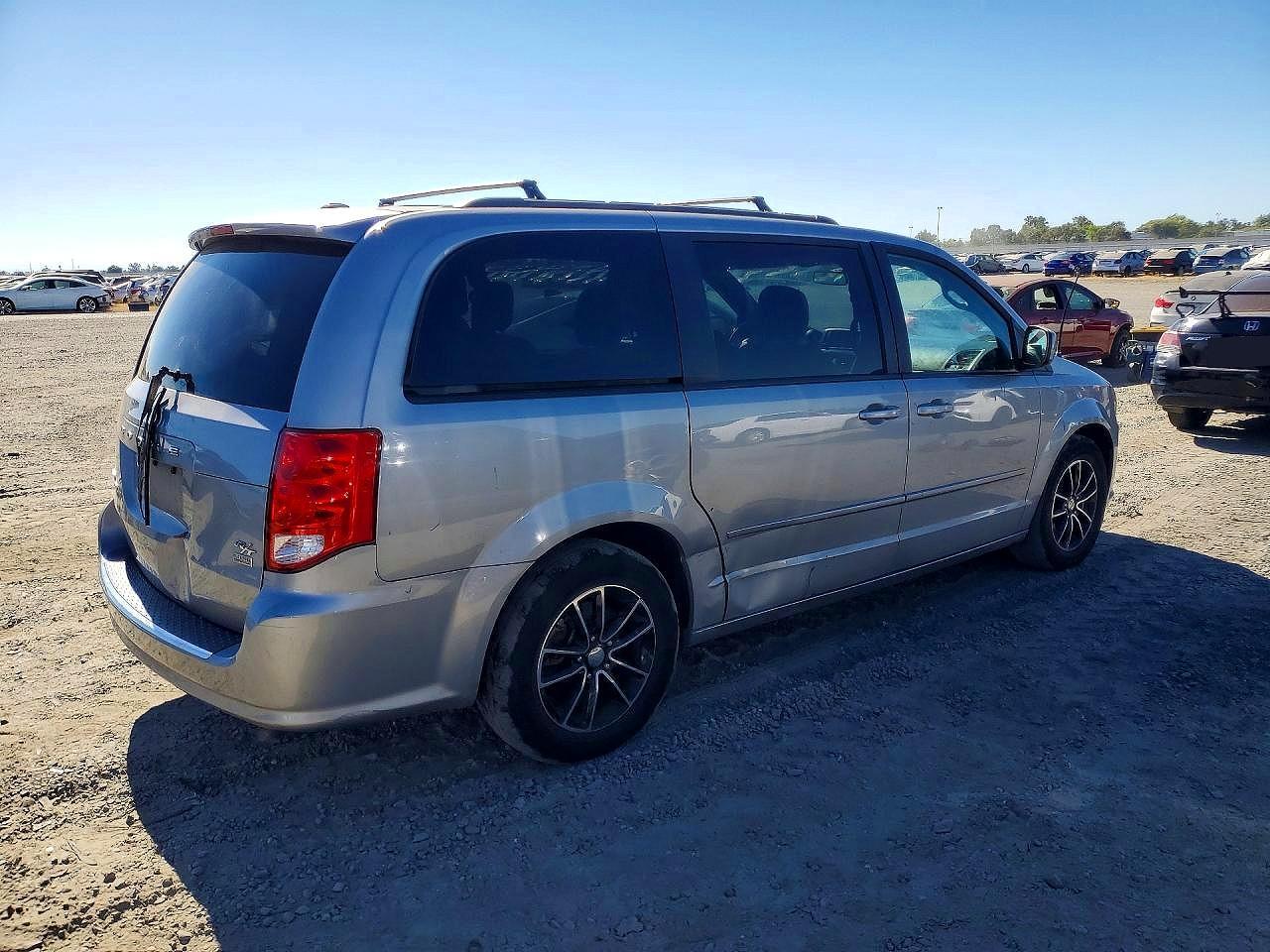 2016 Dodge Grand Caravan, R/T
