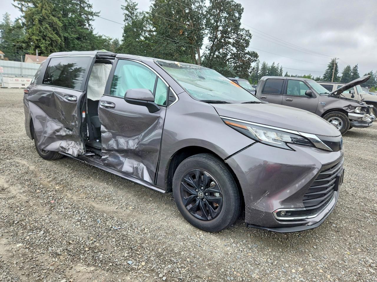 2023 Toyota Sienna, Xle