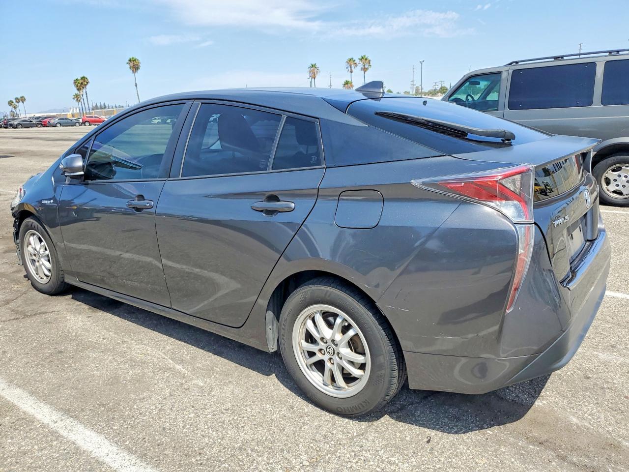 2016 Toyota Prius, Two