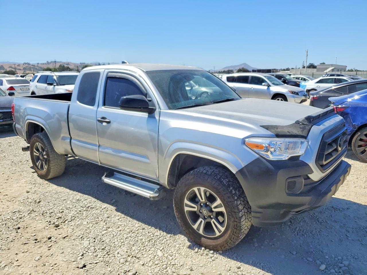 2022 Toyota Tacoma, SR
