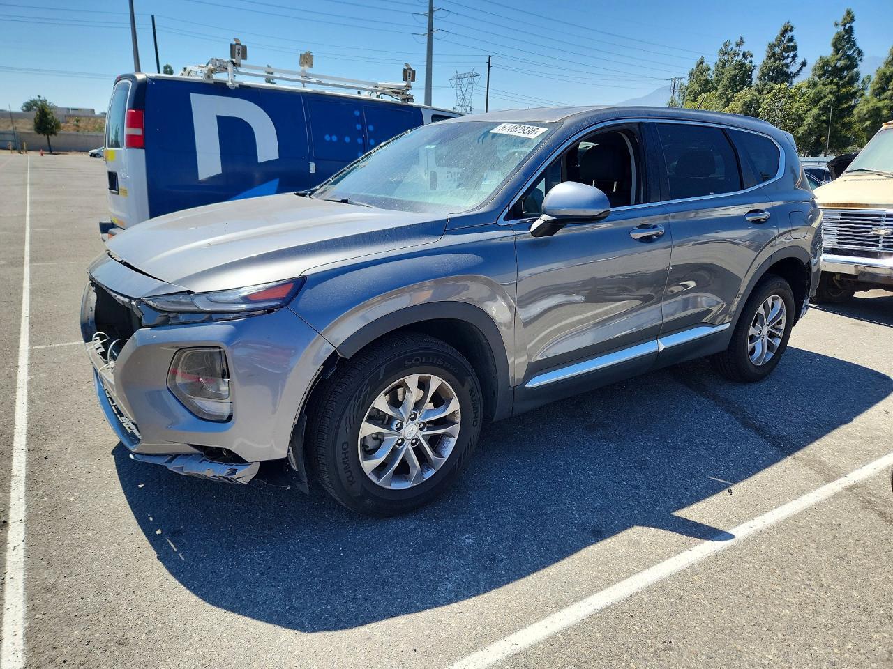 2020 Hyundai Santa Fe, SE
