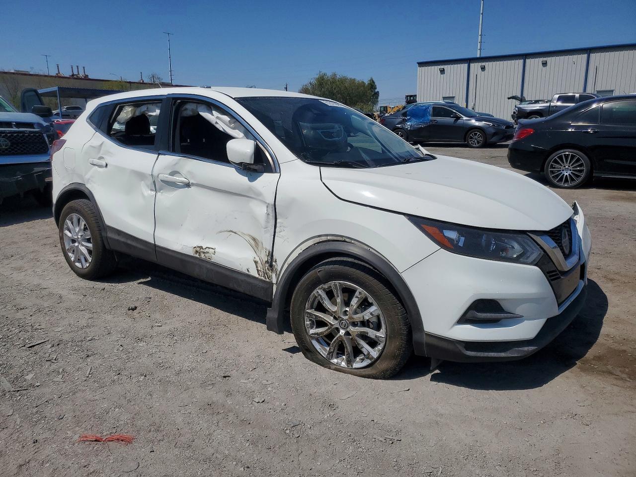 2021 Nissan Rogue, S