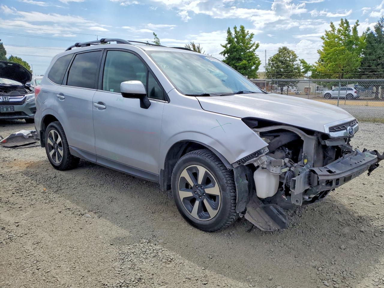 2017 Subaru Forester, 2.5I Li...