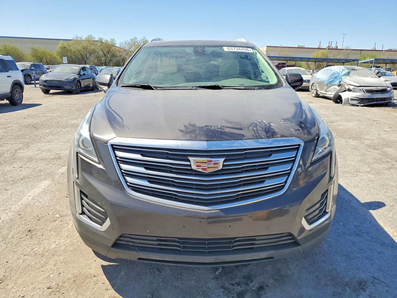 2018 Cadillac XT5, Luxury