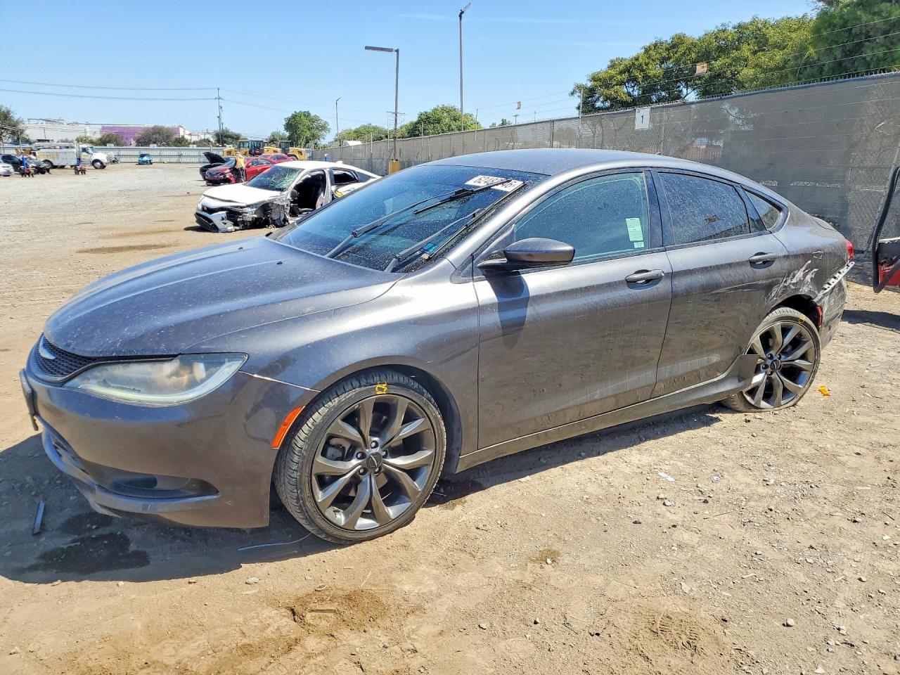 2016 Chrysler 200, S