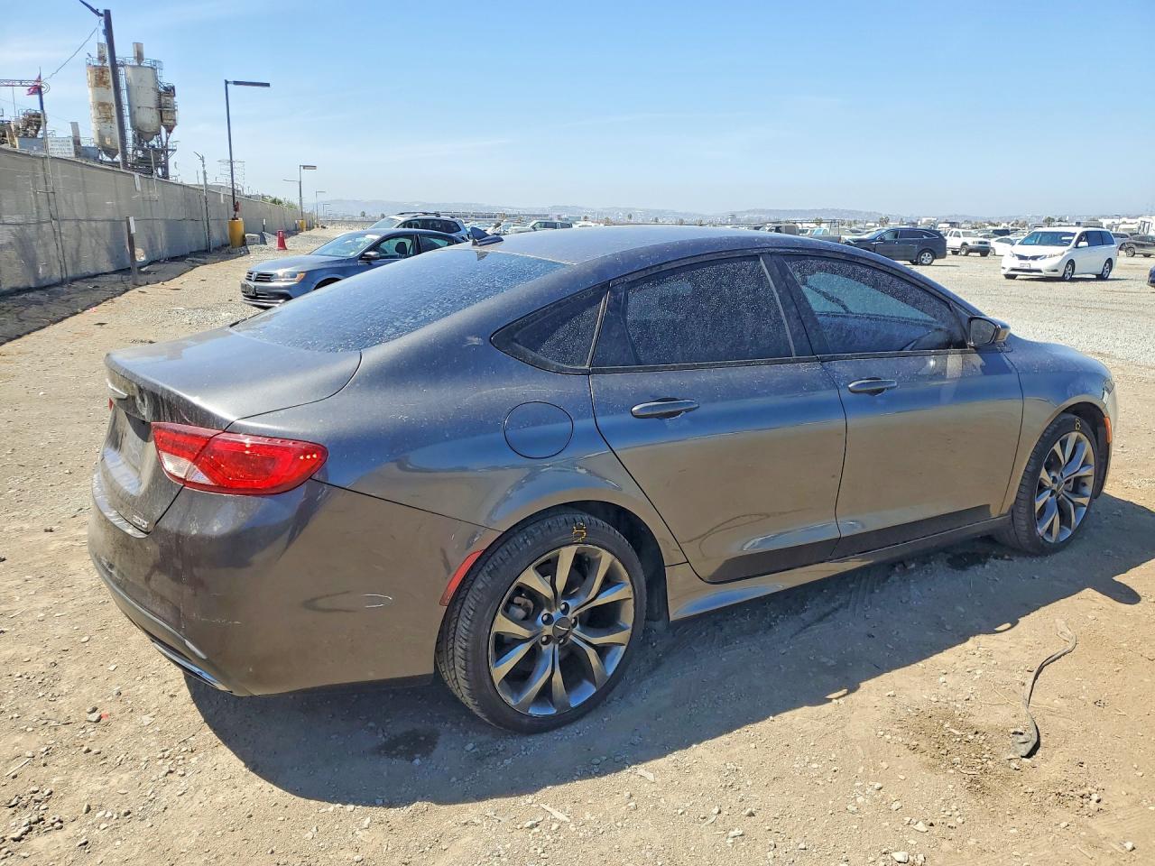 2016 Chrysler 200, S
