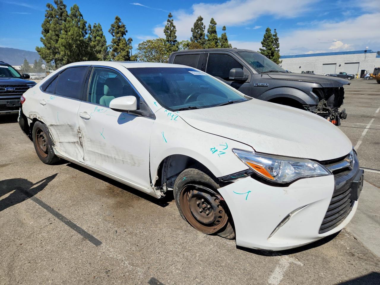 2017 Toyota Camry, LE