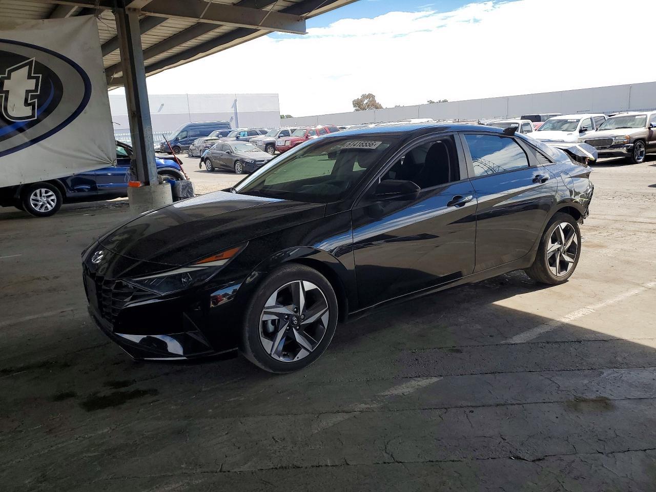 2023 Hyundai Elantra, Sel