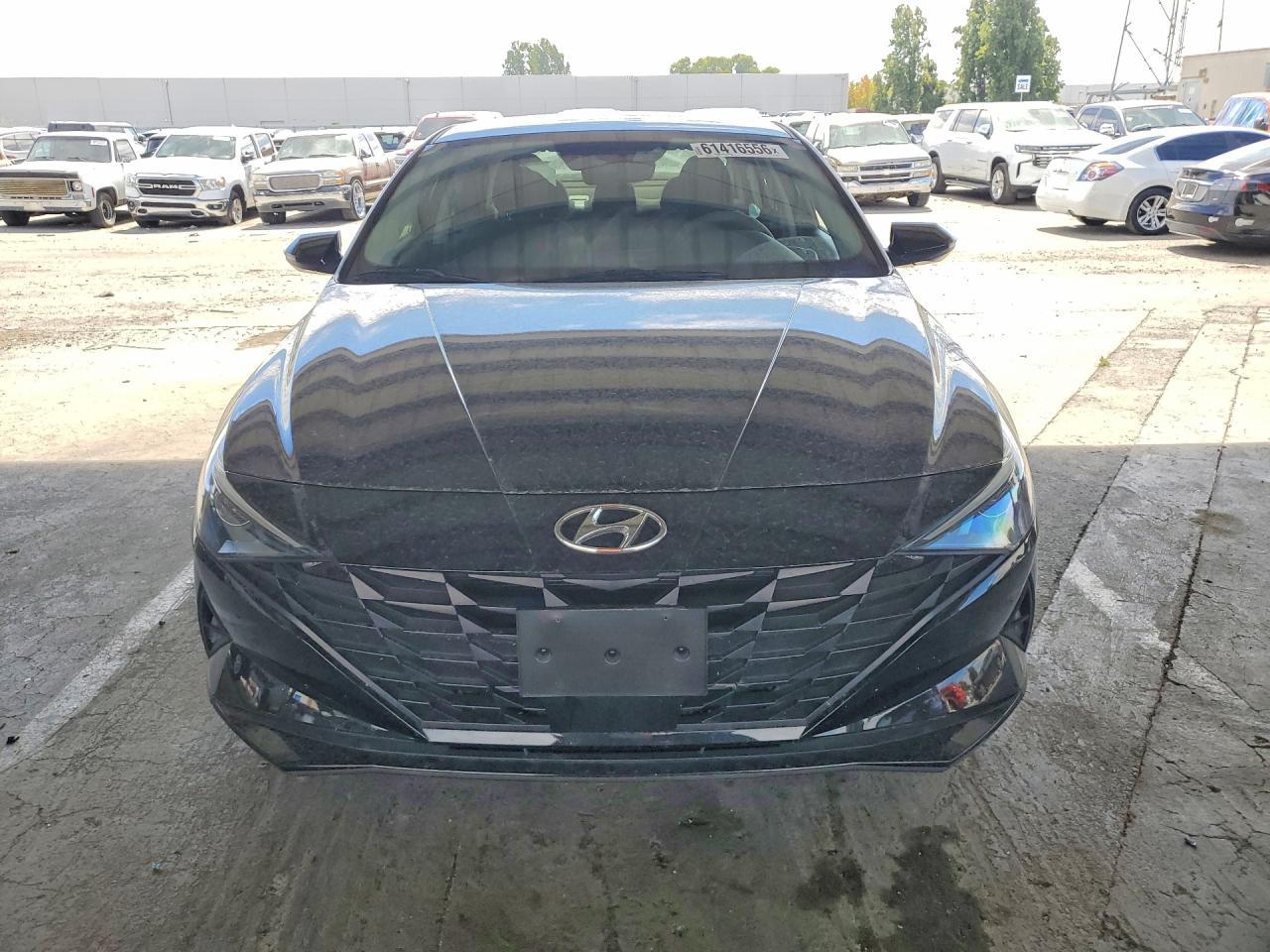 2023 Hyundai Elantra, Sel
