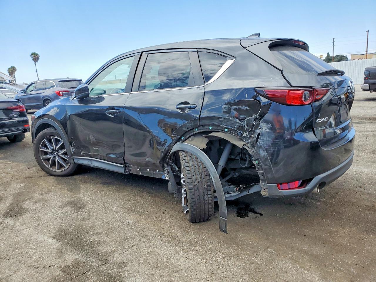 2018 Mazda CX-5, Touring