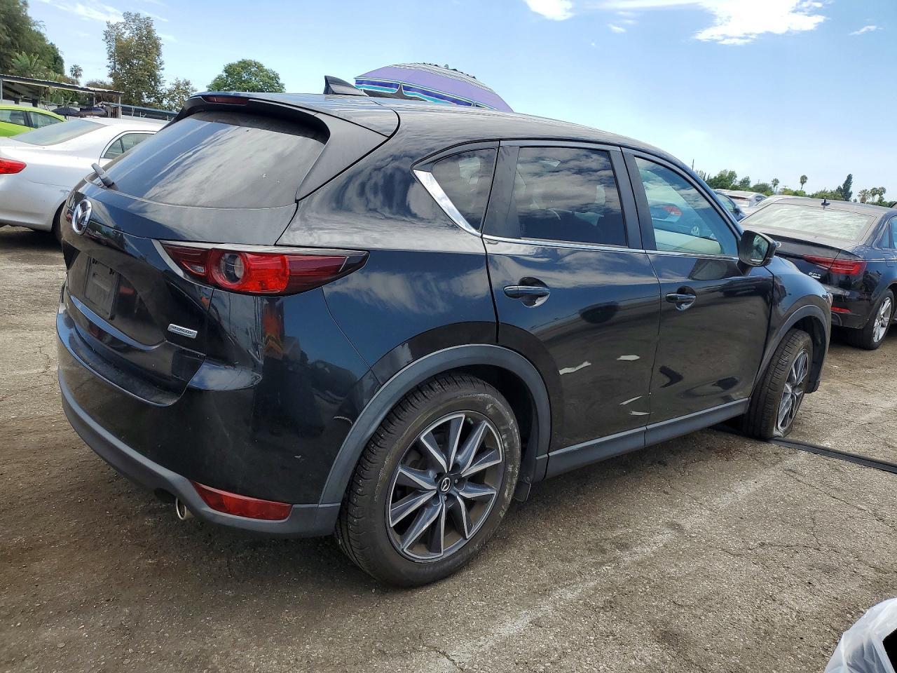 2018 Mazda CX-5, Touring