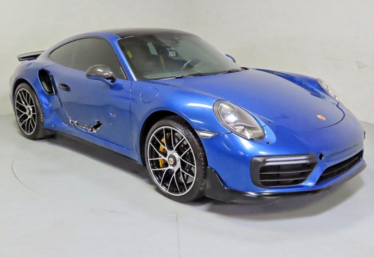 2018 Porsche 911, Turbo