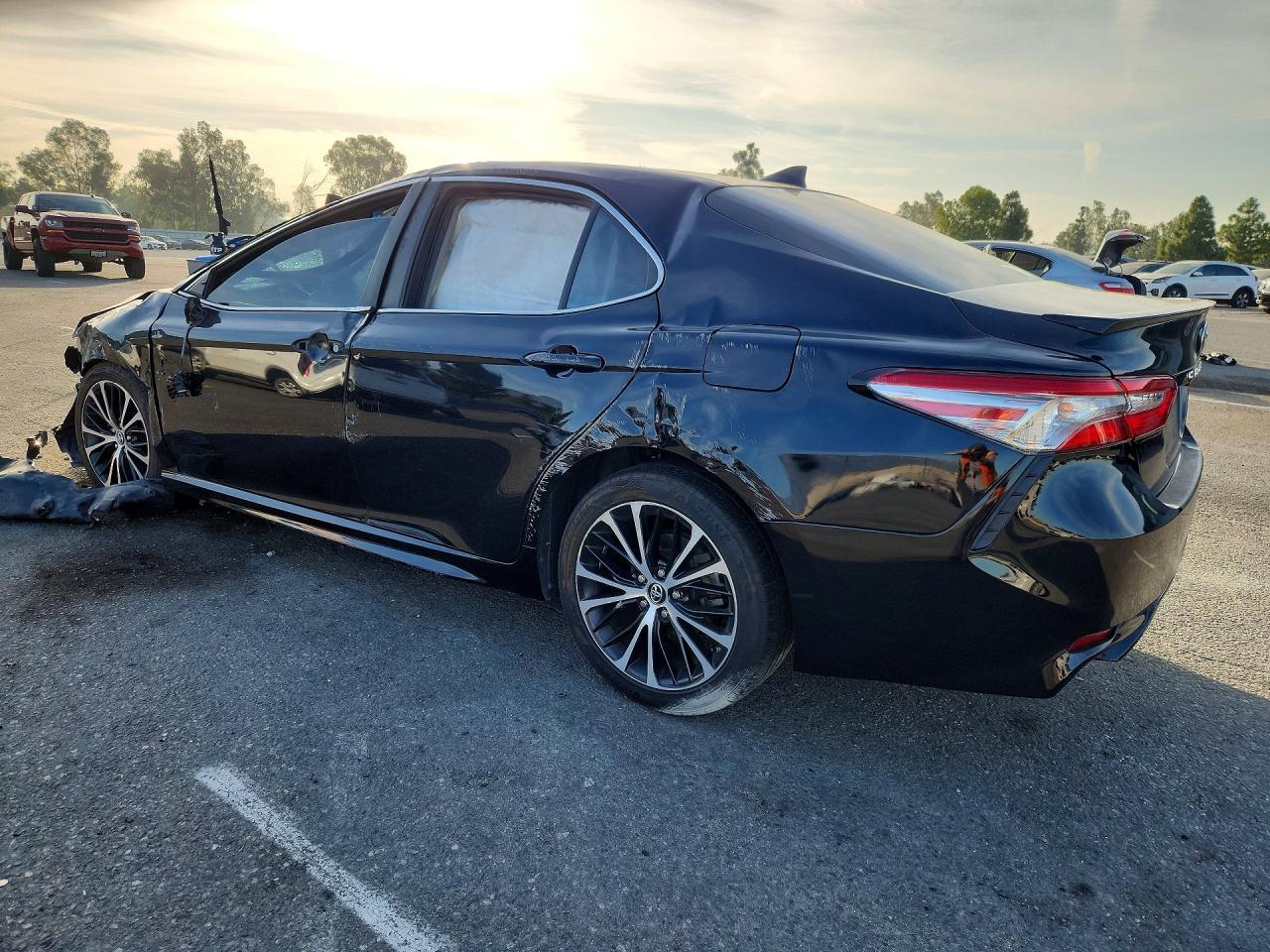 2019 Toyota Camry, SE