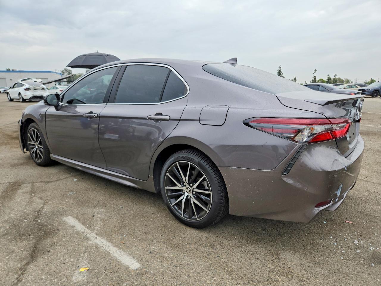2023 Toyota Camry, SE
