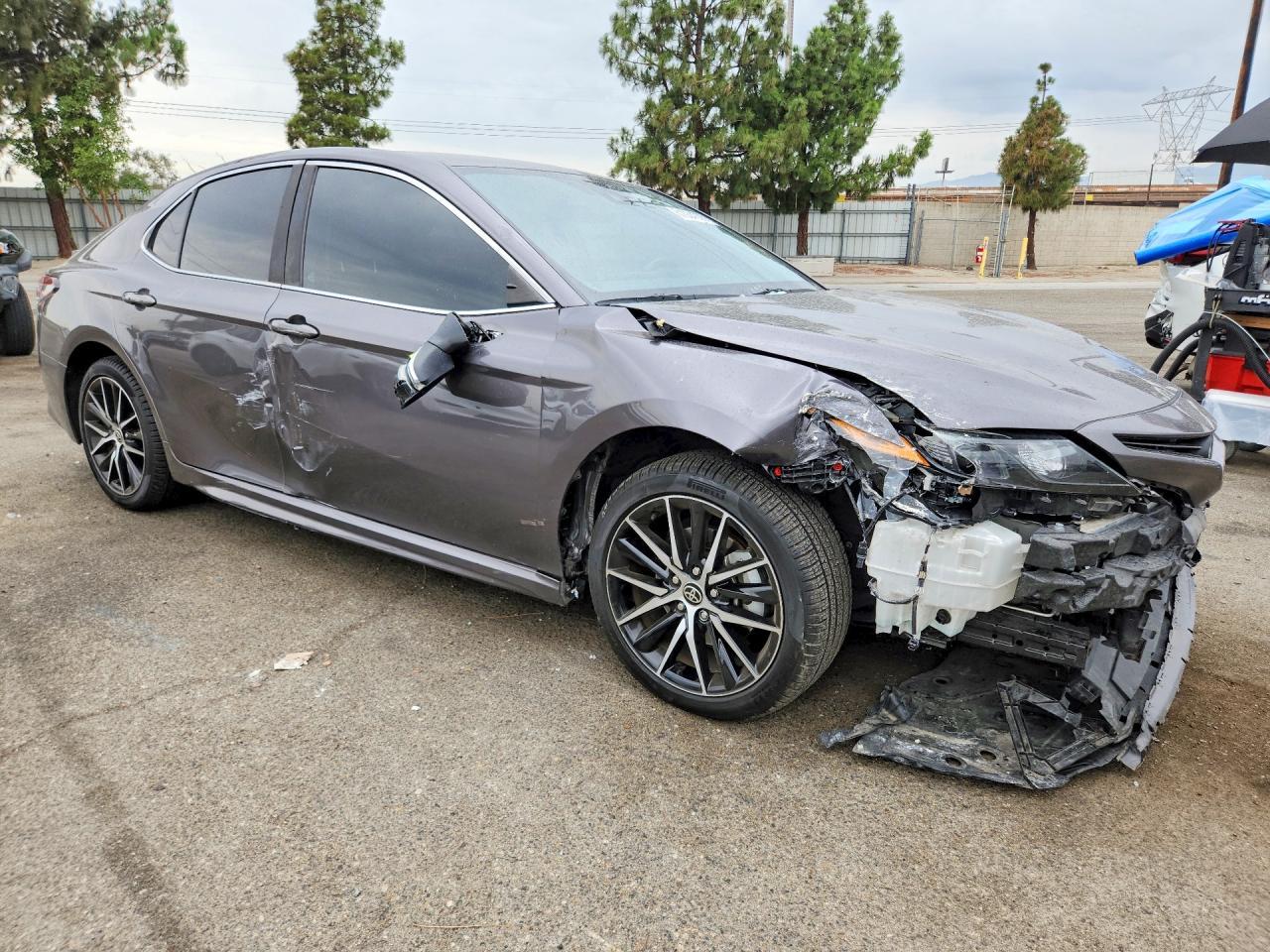 2023 Toyota Camry, SE