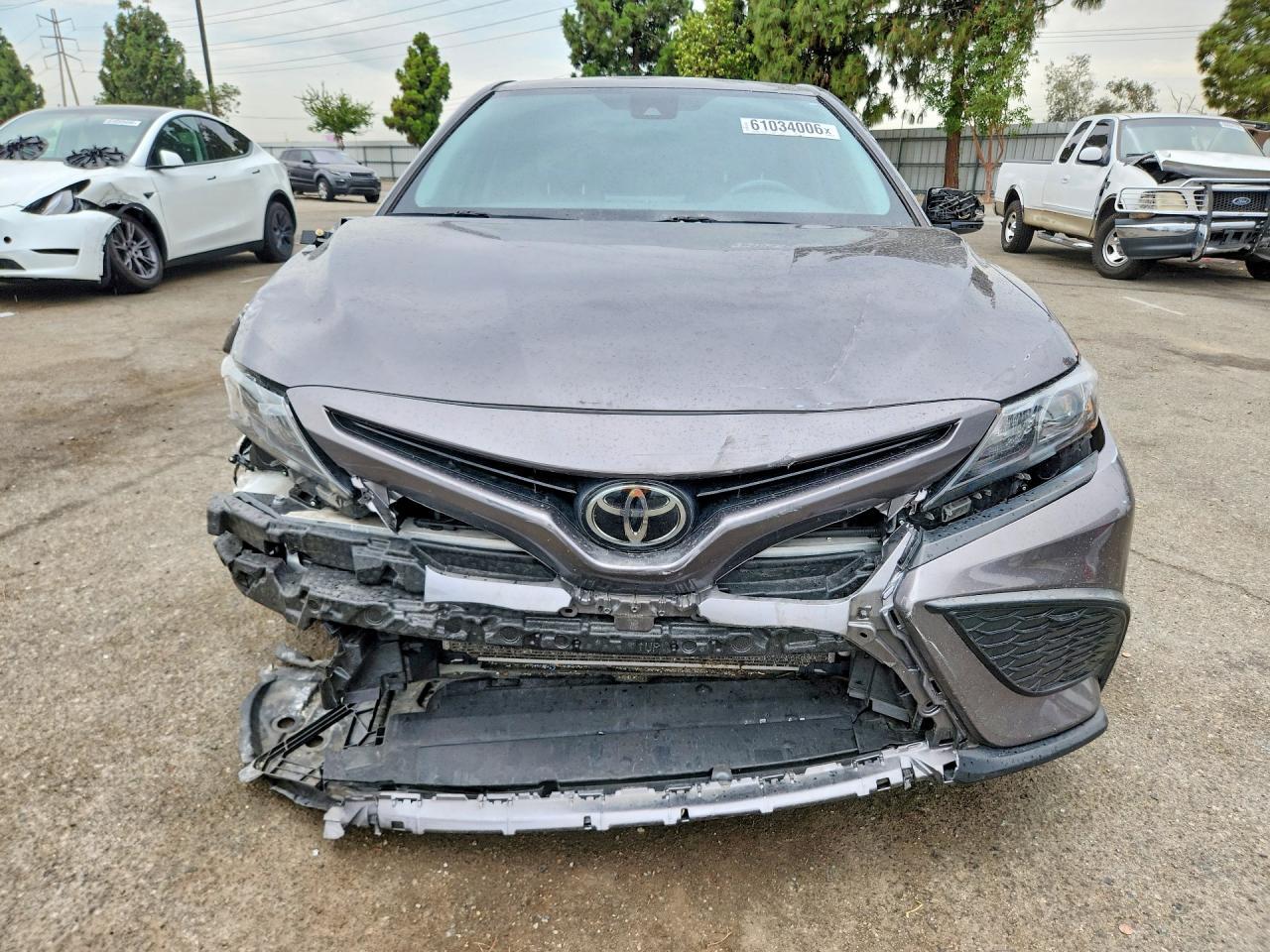 2023 Toyota Camry, SE
