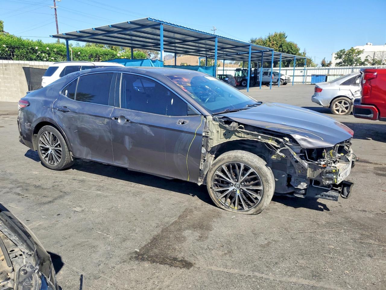 2018 Toyota Camry, SE