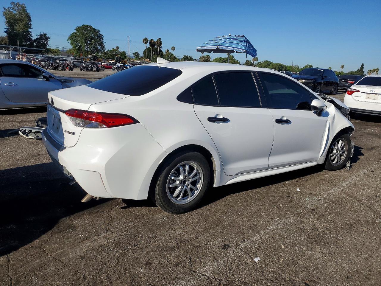 2022 Toyota Corolla, LE