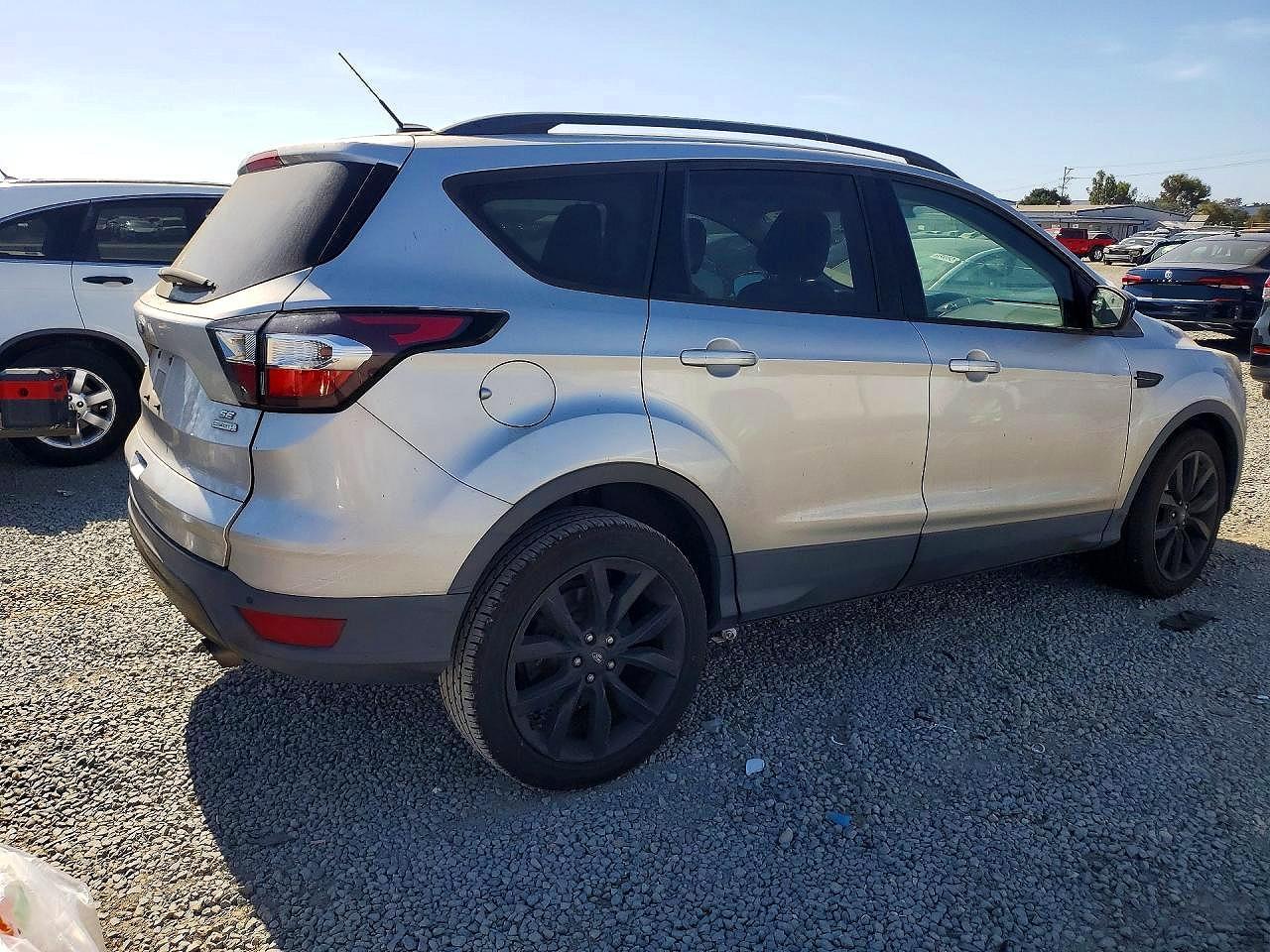 2017 Ford Escape, SE