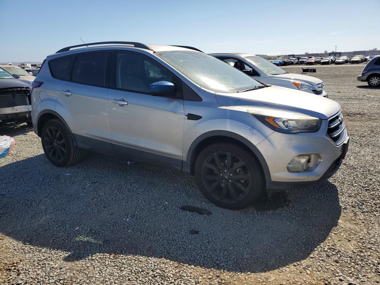 2017 Ford Escape, SE