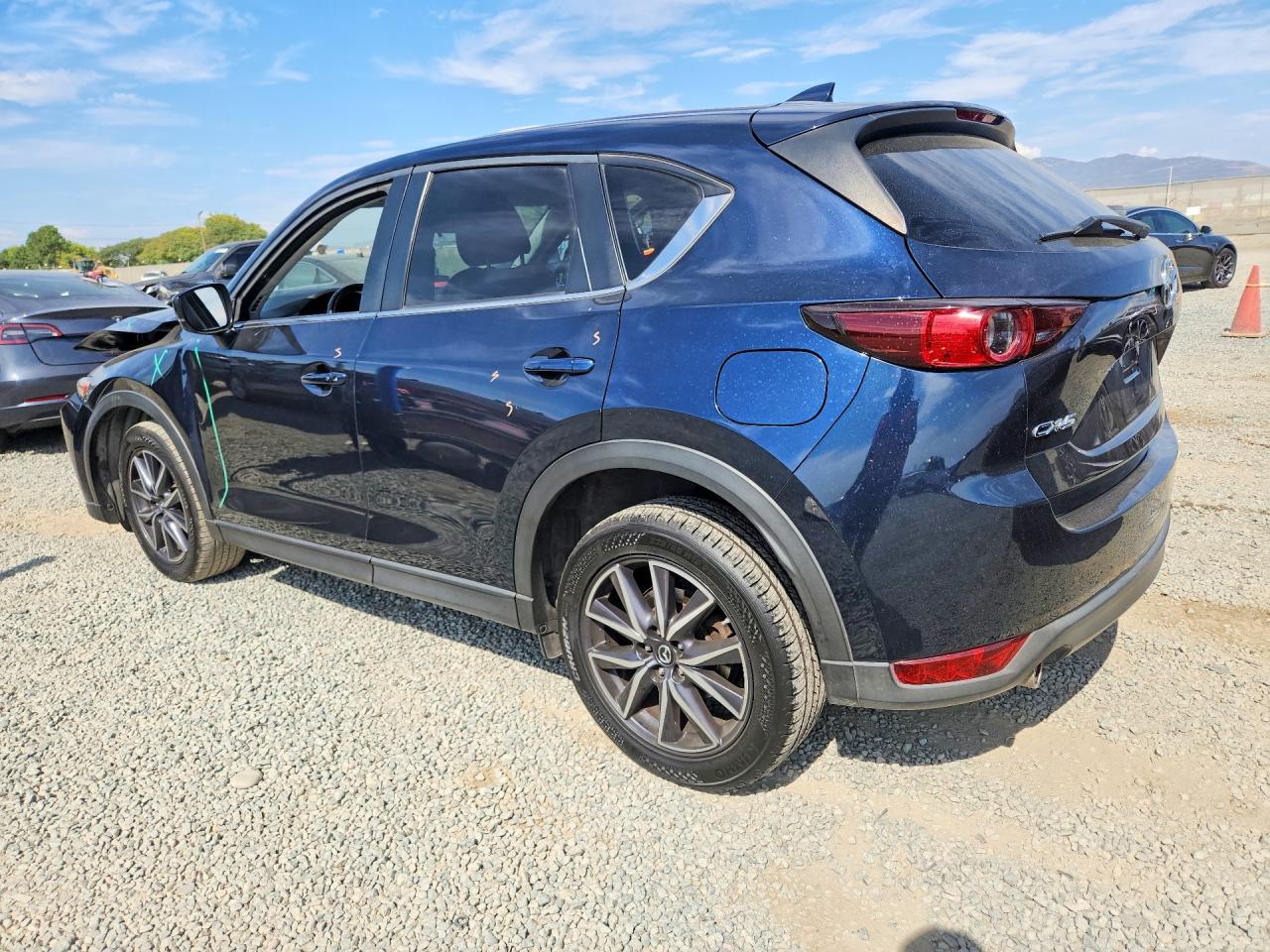 2018 Mazda CX-5, Touring