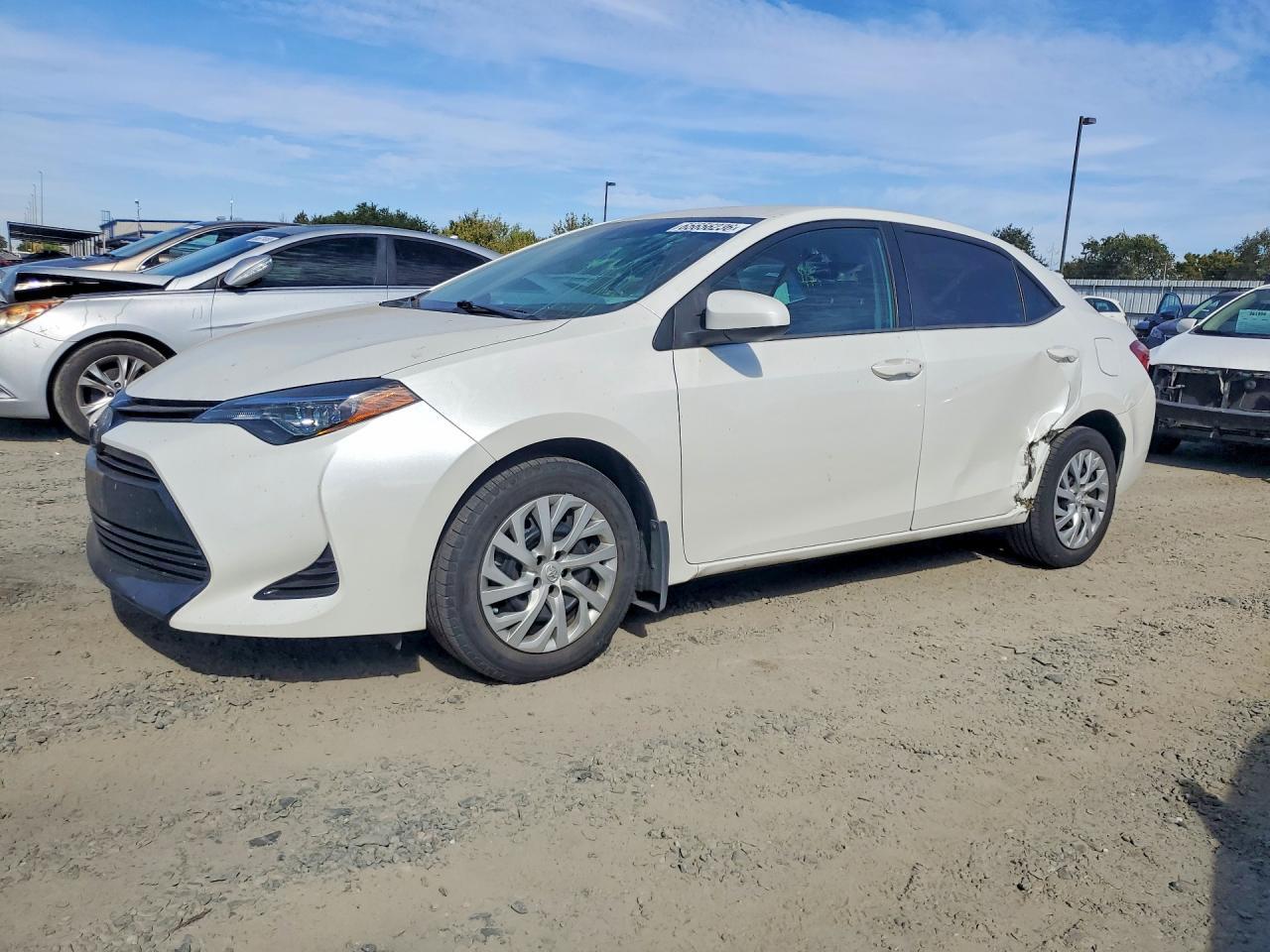 2018 Toyota Corolla, LE