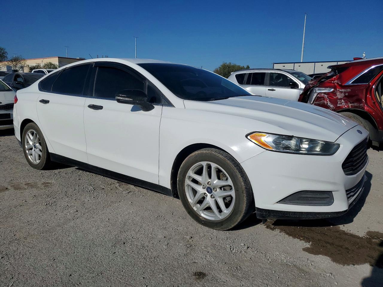 2016 Ford Fusion, SE