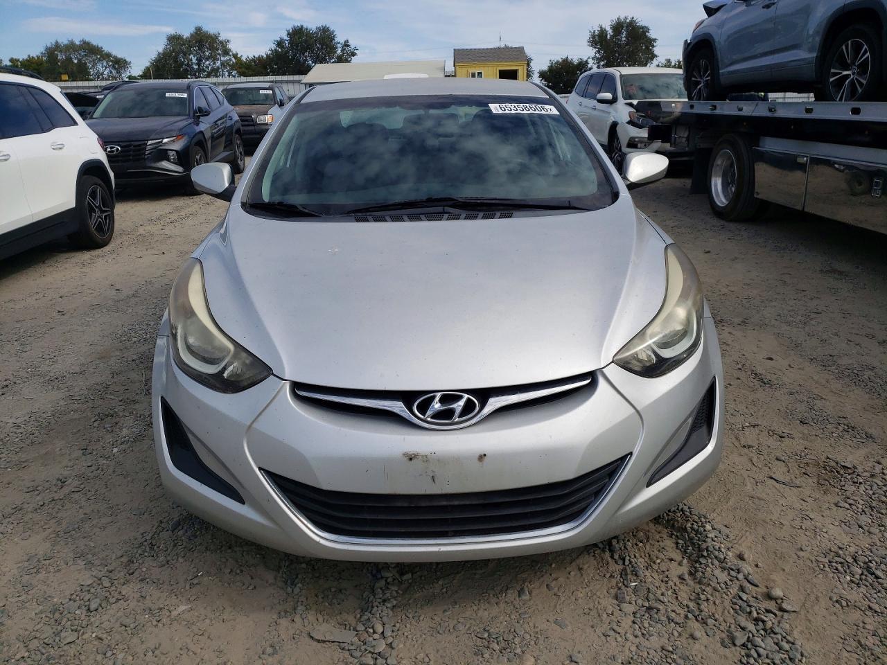 2016 Hyundai Elantra, SE