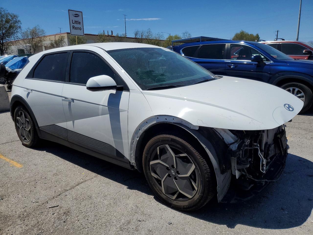 2022 Hyundai Ioniq, Sel