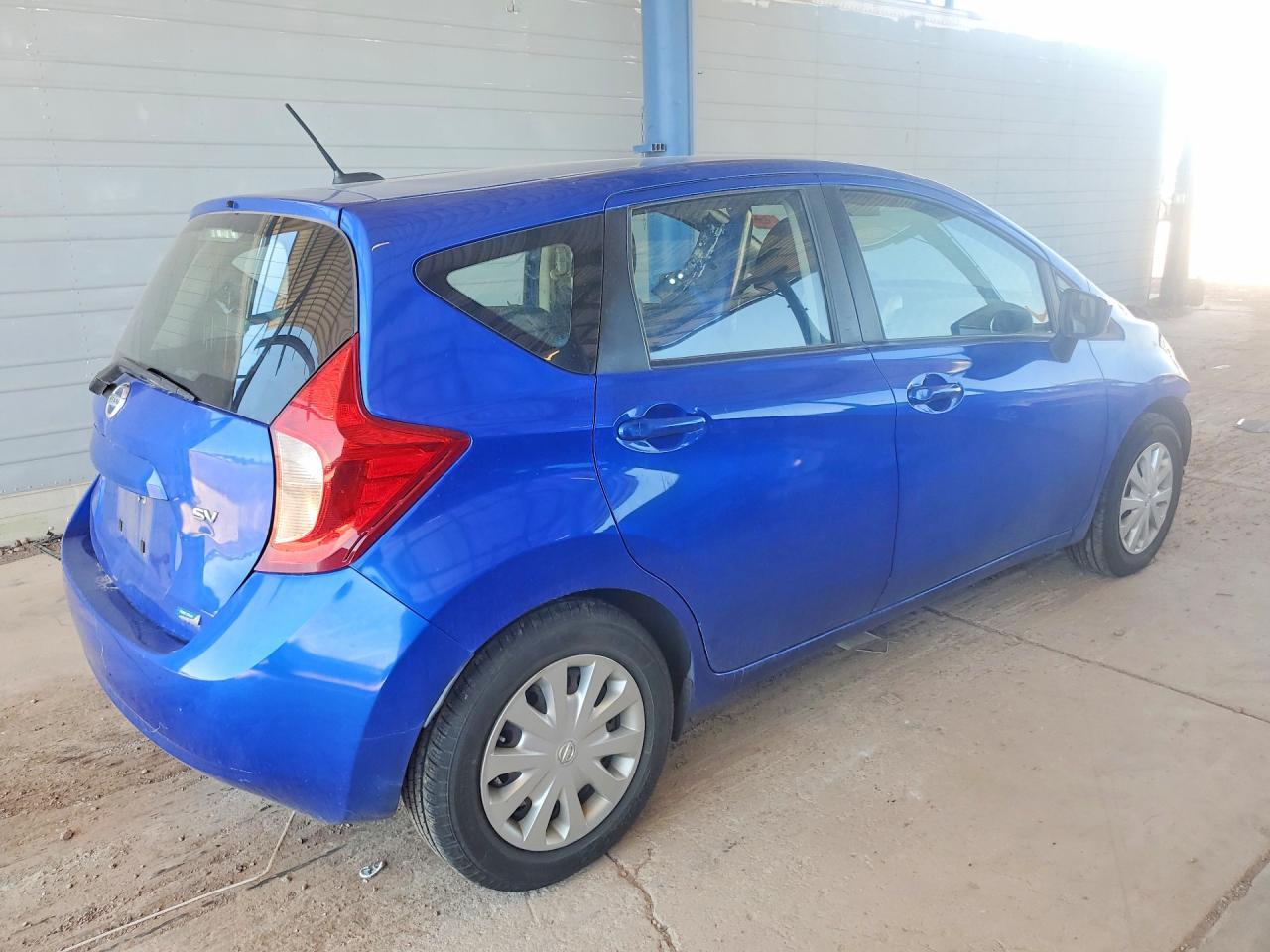 2016 Nissan Versa, SV